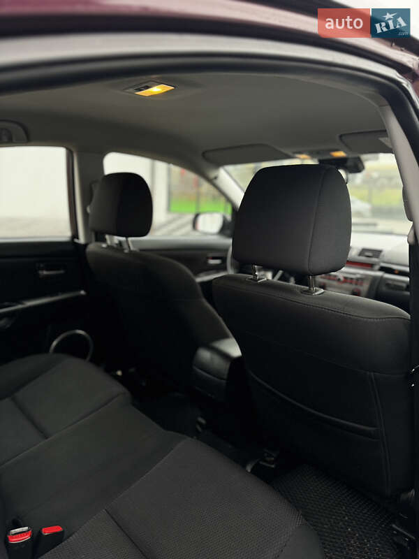 Седан Mazda 3 2007 в Тернополі