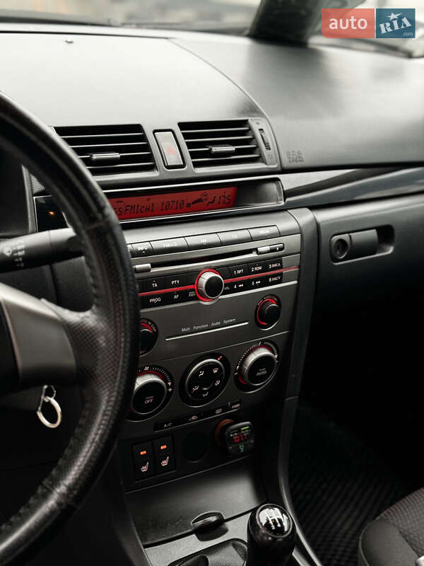 Седан Mazda 3 2007 в Тернополі