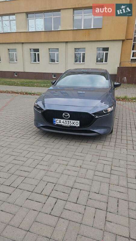 Хэтчбек Mazda 3 2023 в Черкассах