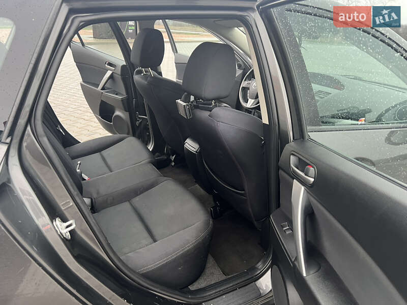 Хэтчбек Mazda 3 2010 в Николаеве