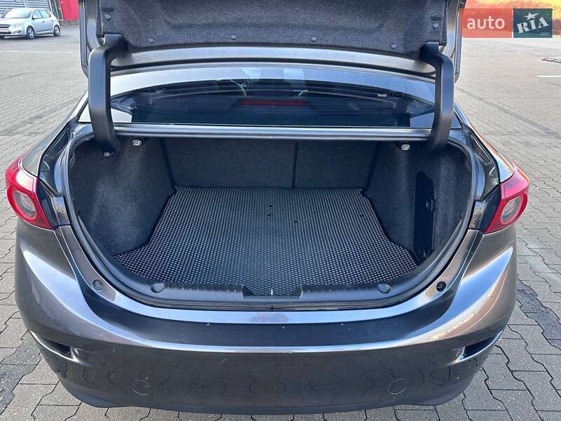 Седан Mazda 3 2016 в Львові фото 8 Седан Mazda 3 2016 в Львові