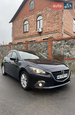 Хетчбек Mazda 3 2015 в Запоріжжі