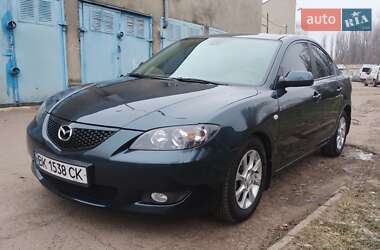 Седан Mazda 3 2006 в Ровно