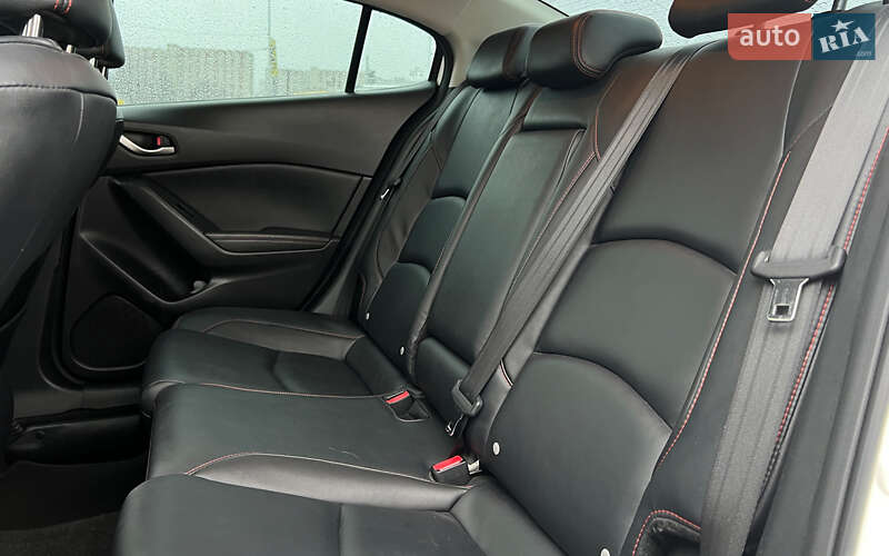 Седан Mazda 3 2015 в Львове фото 20 Седан Mazda 3 2015 в Львове