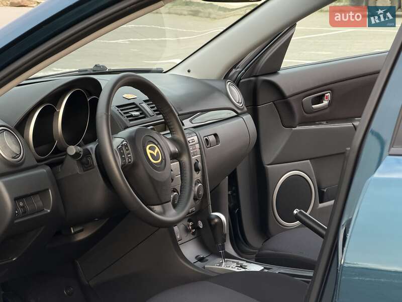 Седан Mazda 3 2007 в Одесі