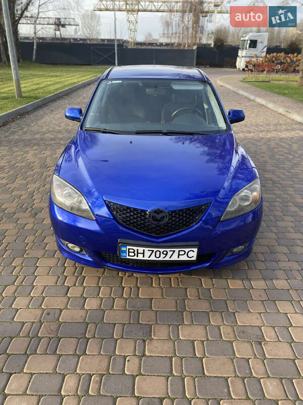 Хэтчбек Mazda 3 2006 в Киеве