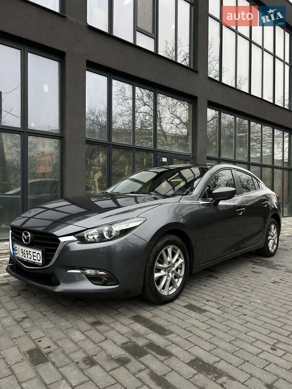 Седан Mazda 3 2013 в Полтаве
