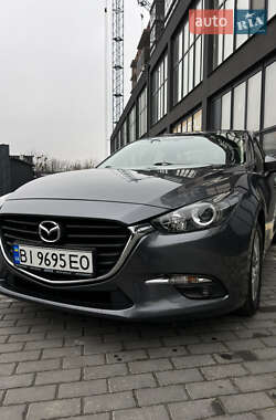 Седан Mazda 3 2013 в Полтаве