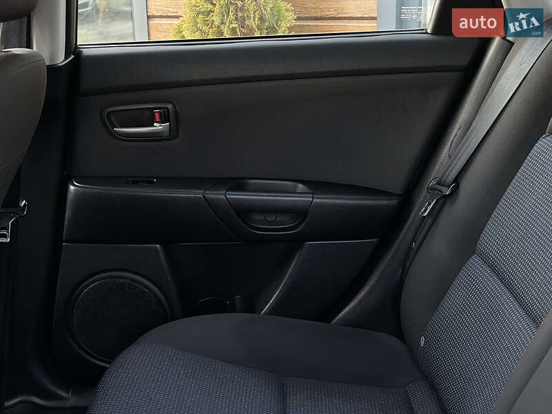 Хетчбек Mazda 3 2003 в Шептицькому фото 39 Хетчбек Mazda 3 2003 в Шептицькому