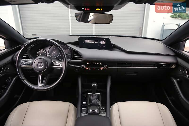 Хэтчбек Mazda 3 2019 в Киеве фото 14 Хэтчбек Mazda 3 2019 в Киеве