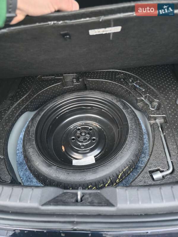 Седан Mazda 3 2023 в Полтаве