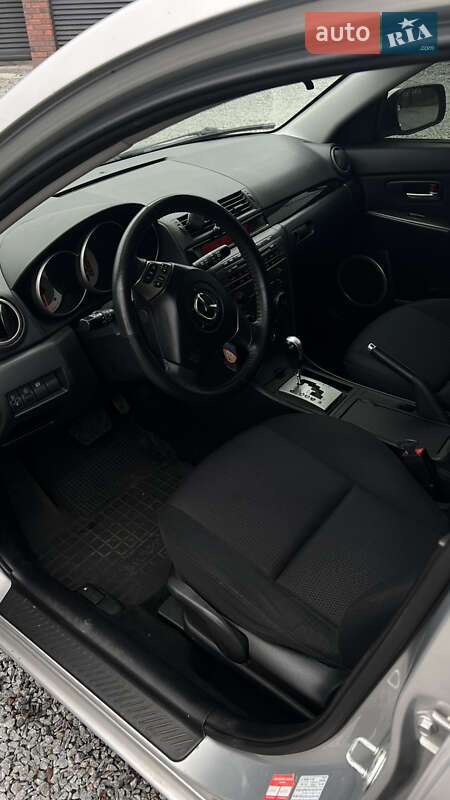 Хэтчбек Mazda 3 2006 в Житомире