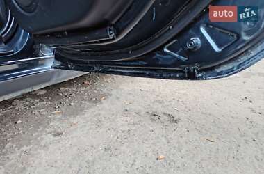 Седан Mazda 3 2006 в Ровно