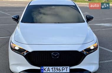 Хэтчбек Mazda 3 2019 в Киеве