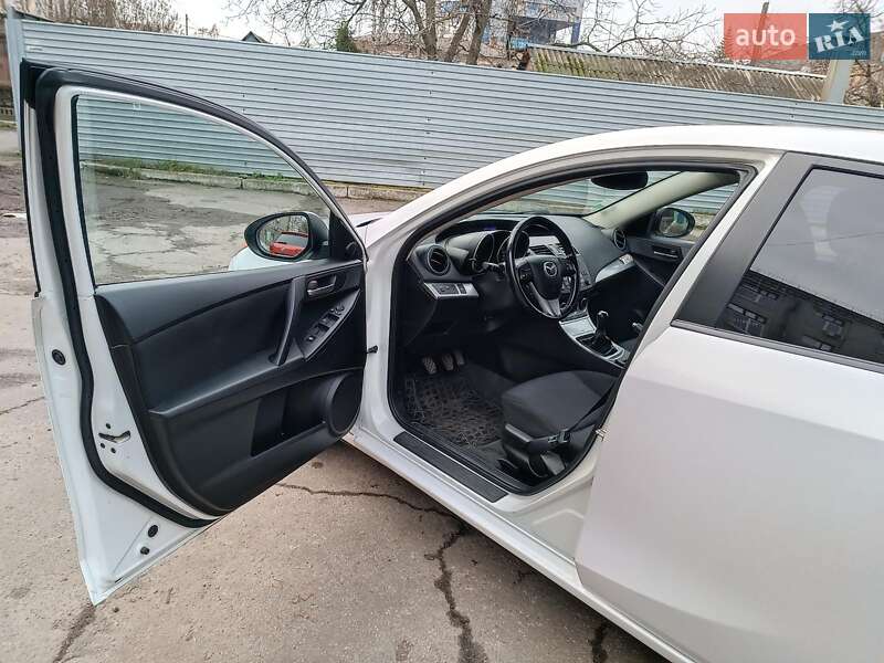 Седан Mazda 3 2010 в Харькове фото 19 Седан Mazda 3 2010 в Харькове