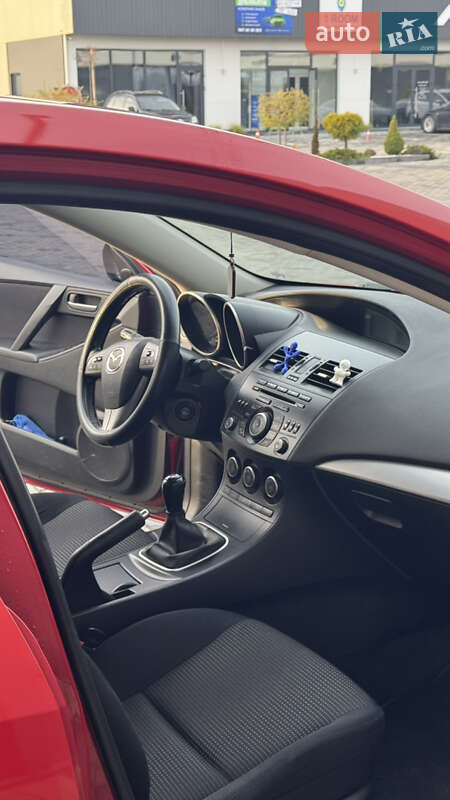 Хэтчбек Mazda 3 2011 в Хусте фото 11 Хэтчбек Mazda 3 2011 в Хусте