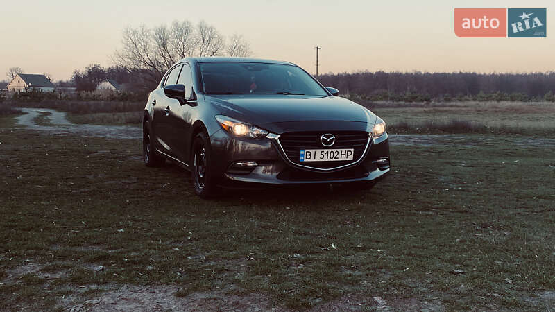 Хэтчбек Mazda 3 2017 в Киеве