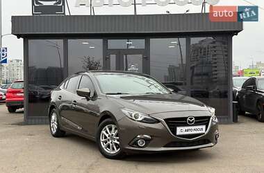 Седан Mazda 3 2013 в Киеве