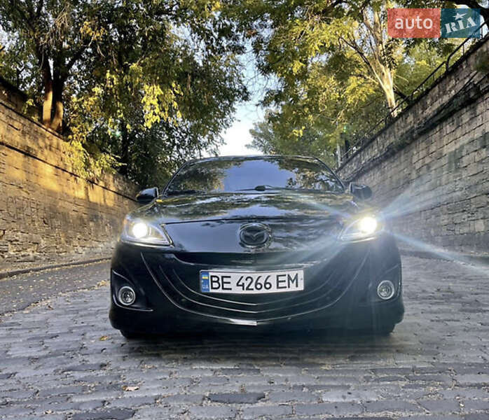 Седан Mazda 3 2012 в Николаеве