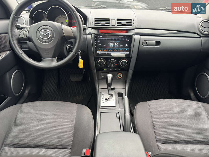 Седан Mazda 3 2008 в Днепре