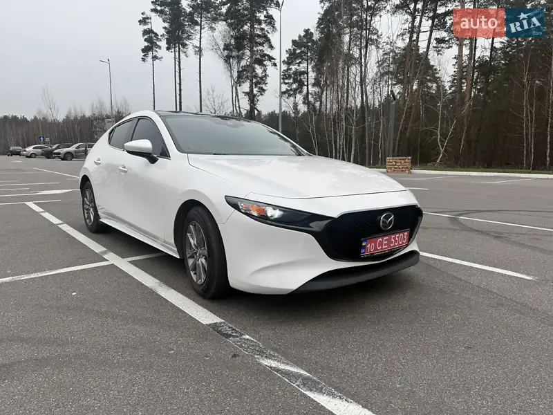 専用ページR19 AUTO.RIA – Продам Мазда 3 2021 хетчбек бу у Києві, ціна 13999