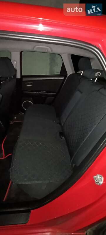 Хэтчбек Mazda 3 2007 в Сваляве