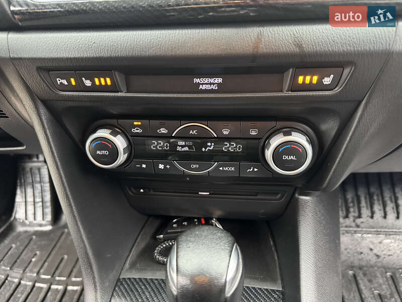 Хетчбек Mazda 3 2014 в Кременці