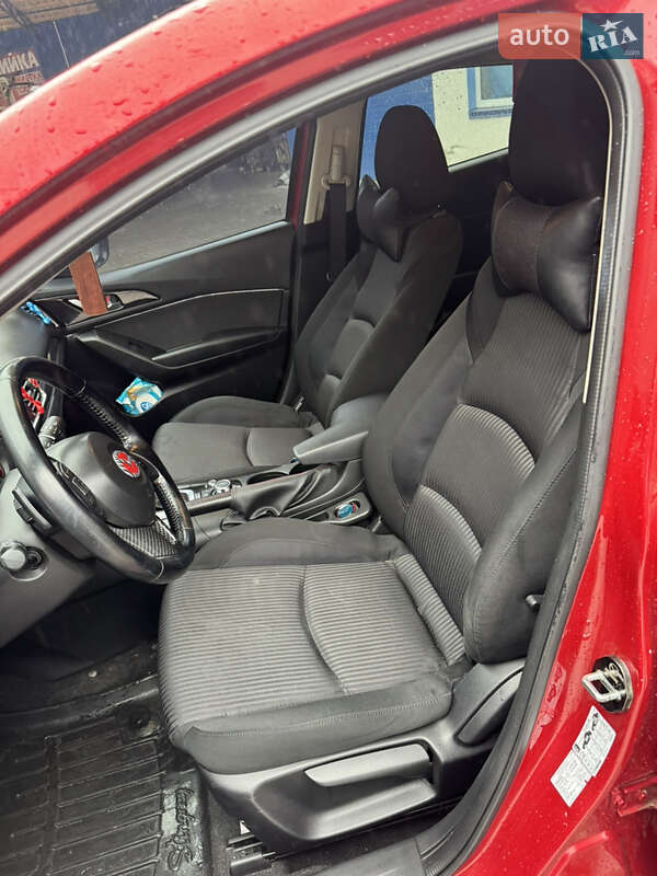 Хетчбек Mazda 3 2014 в Кременці