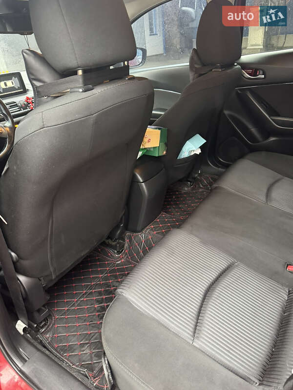 Хетчбек Mazda 3 2014 в Кременці