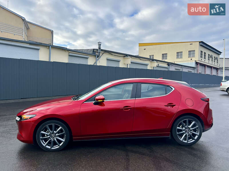 Хэтчбек Mazda 3 2019 в Киеве