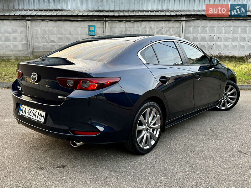 Седан Mazda 3 2020 в Киеве