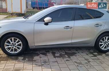 Хетчбек Mazda 3 2014 в Коломиї