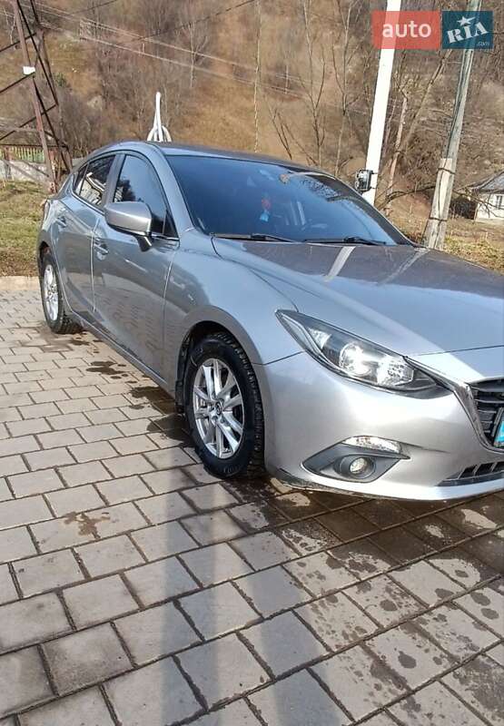 Хэтчбек Mazda 3 2014 в Коломые