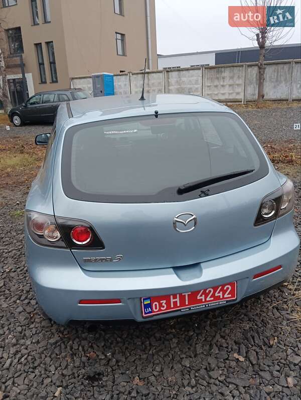 Хэтчбек Mazda 3 2007 в Луцке