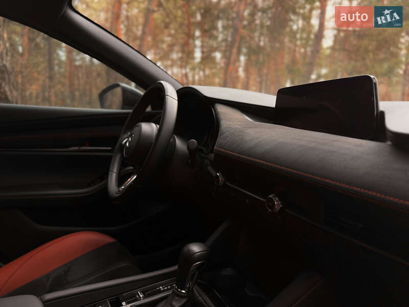 Хэтчбек Mazda 3 2024 в Днепре