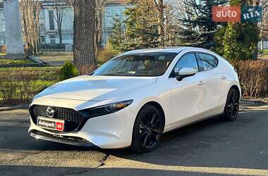 Хэтчбек Mazda 3 2021 в Киеве