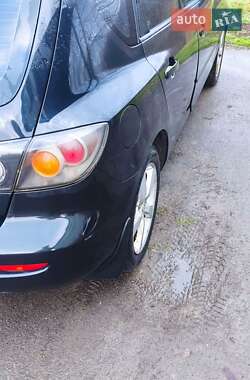 Хэтчбек Mazda 3 2006 в Буске