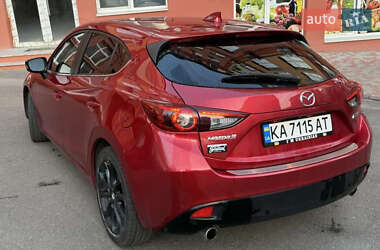 Хэтчбек Mazda 3 2015 в Киеве