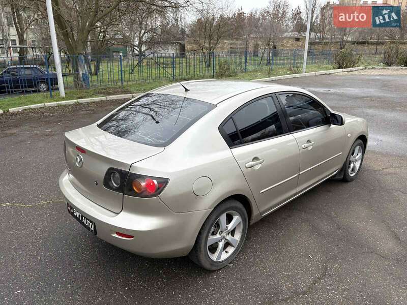 Седан Mazda 3 2005 в Николаеве