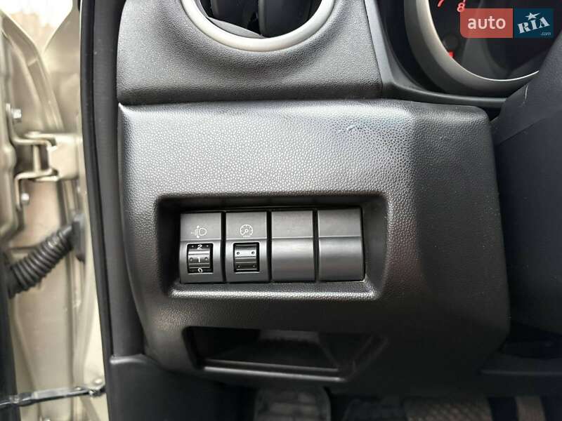 Седан Mazda 3 2005 в Николаеве