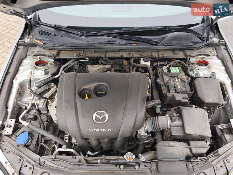 Седан Mazda 3 2019 в Днепре