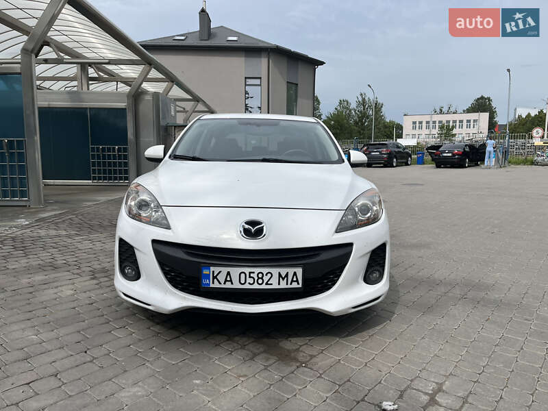 Mazda 3 2012