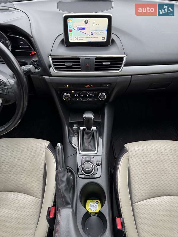 Хэтчбек Mazda 3 2013 в Днепре