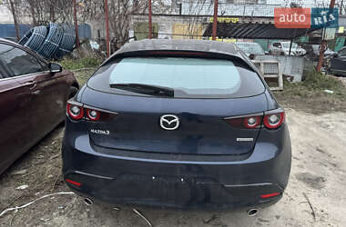 Хэтчбек Mazda 3 2024 в Киеве