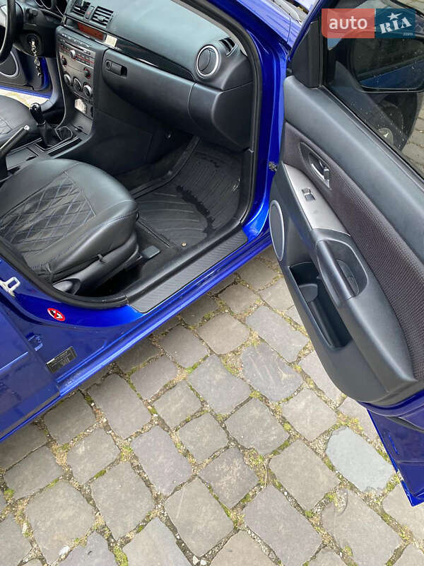 Седан Mazda 3 2007 в Каменец-Подольском