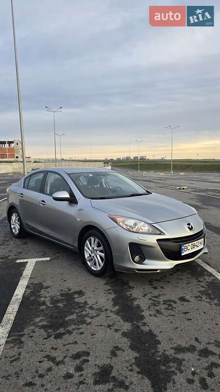 Mazda 3 2012