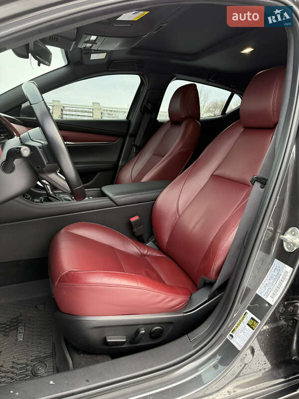 Хетчбек Mazda 3 2020 в Дніпрі