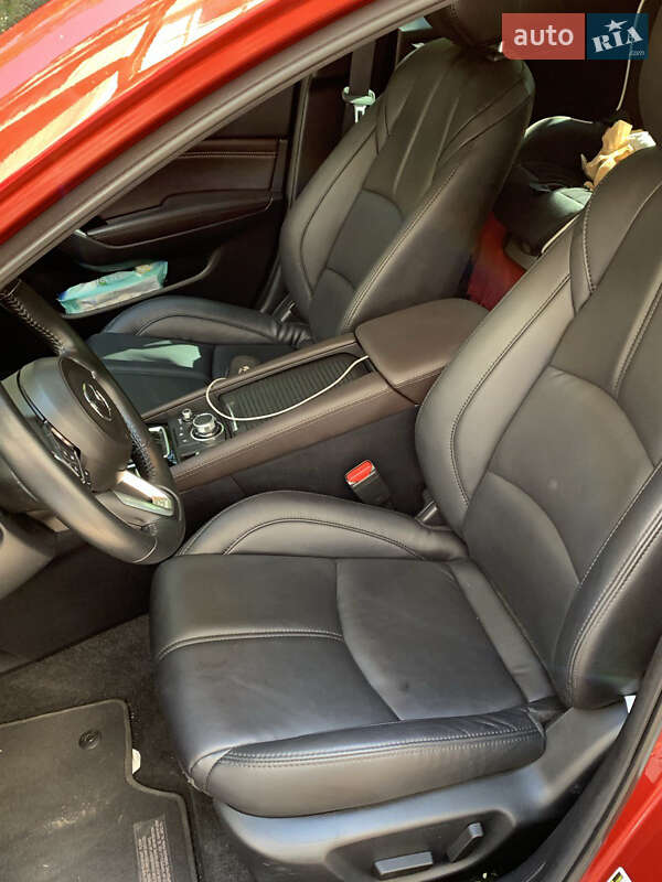 Седан Mazda 3 2018 в Одесі