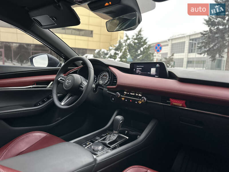 Хетчбек Mazda 3 2020 в Запоріжжі