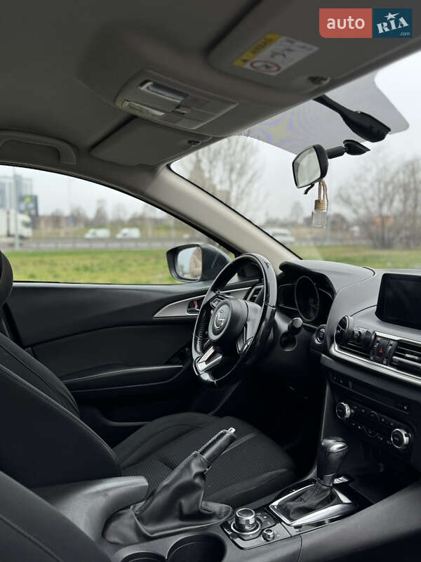 Хетчбек Mazda 3 2016 в Києві
